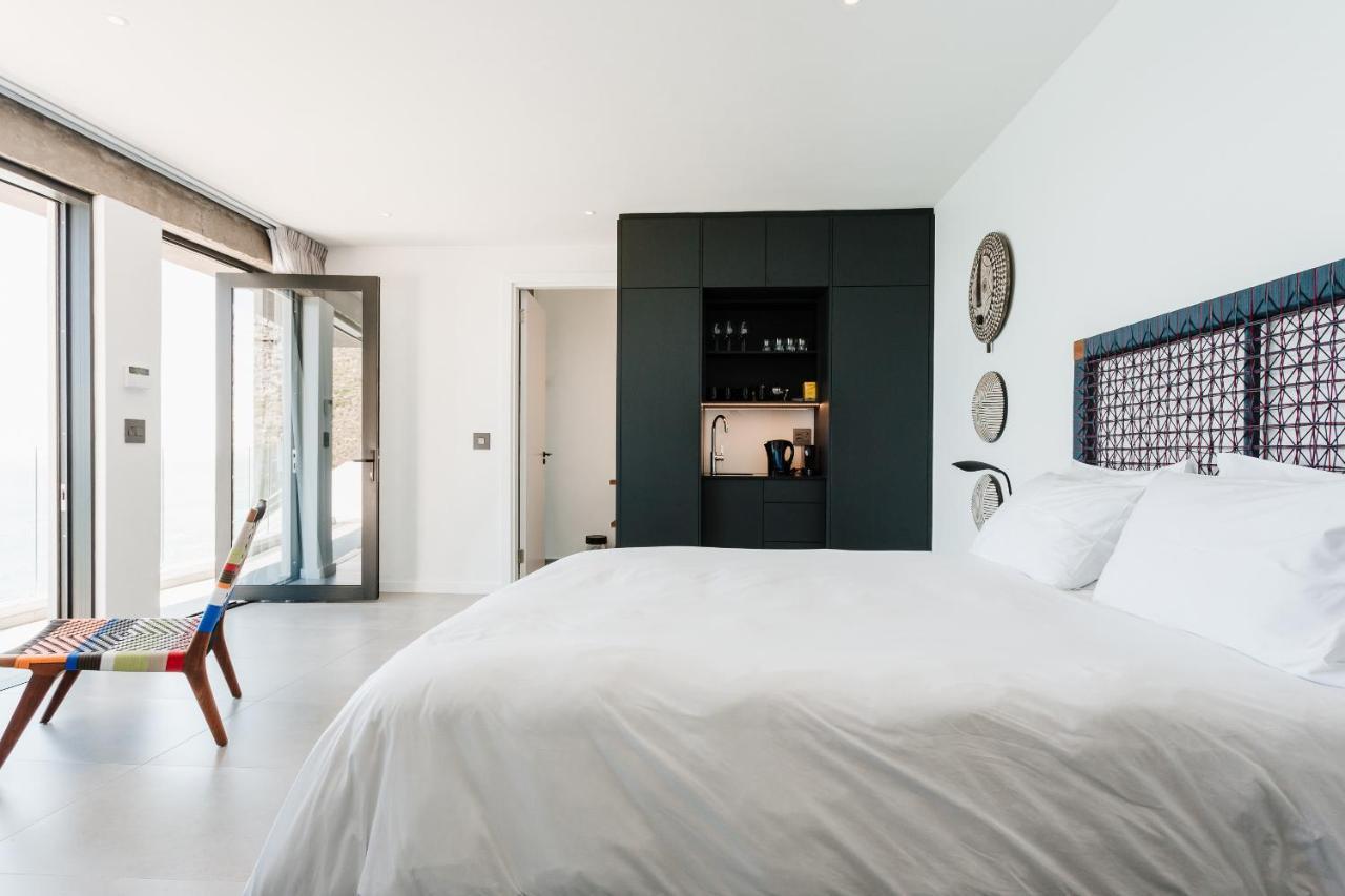 Beyond Misty Cliffs Villa สคาร์โบโร ภายนอก รูปภาพ