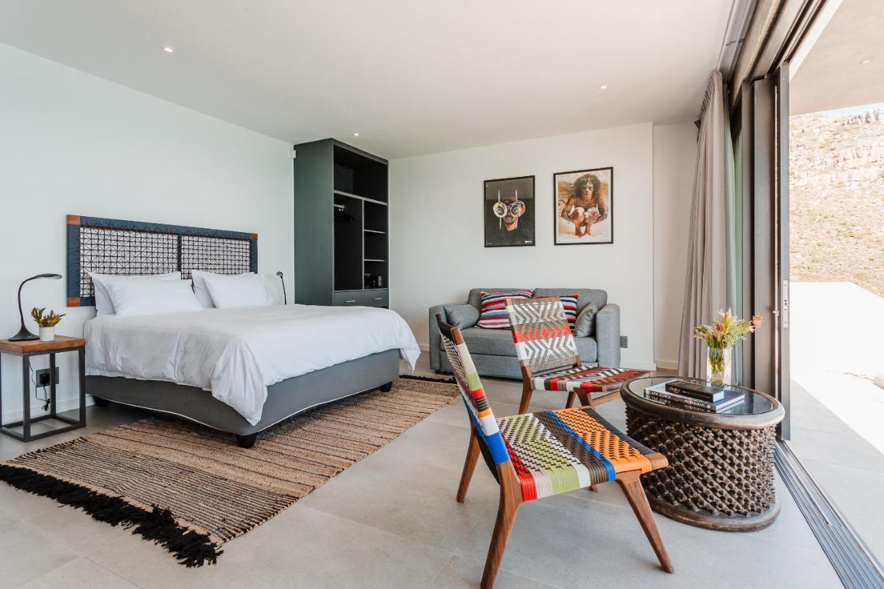 Beyond Misty Cliffs Villa สคาร์โบโร ภายนอก รูปภาพ