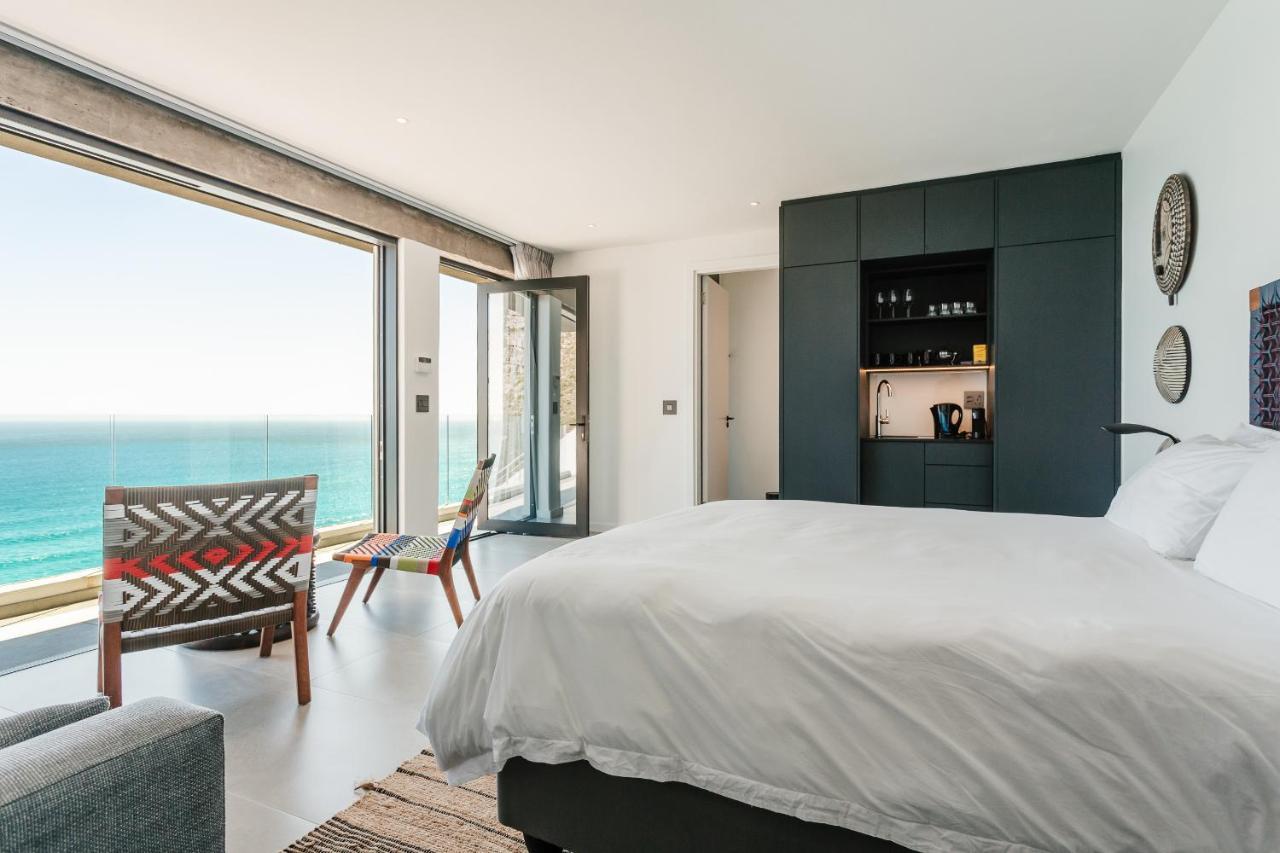 Beyond Misty Cliffs Villa สคาร์โบโร ภายนอก รูปภาพ